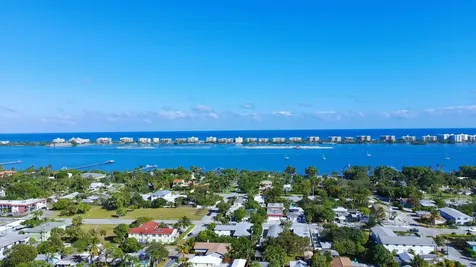 1115 S M Street Lake Worth FL 33460
