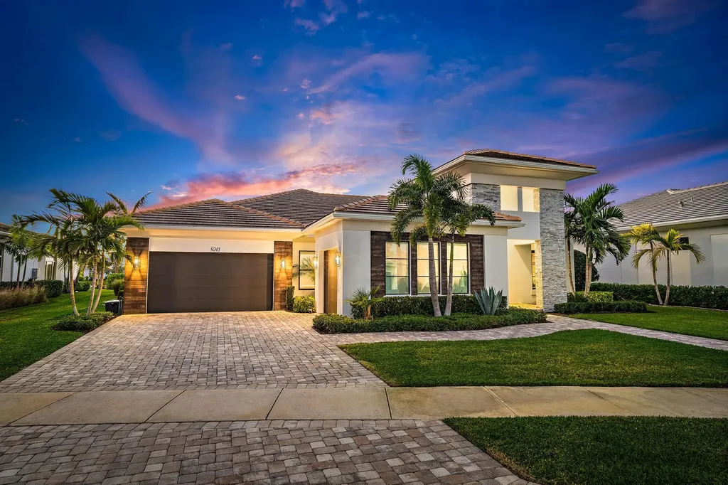 9243 Coral Isles Circle Palm Beach Gardens FL 33412