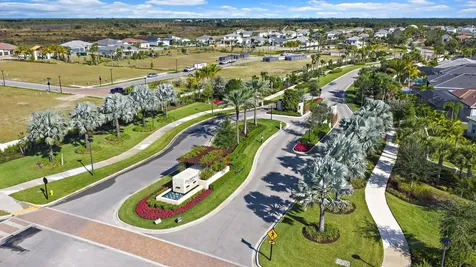 9243 Coral Isles Circle Palm Beach Gardens FL 33412