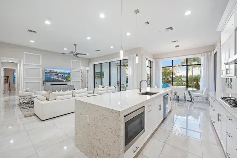 9243 Coral Isles Circle Palm Beach Gardens FL 33412