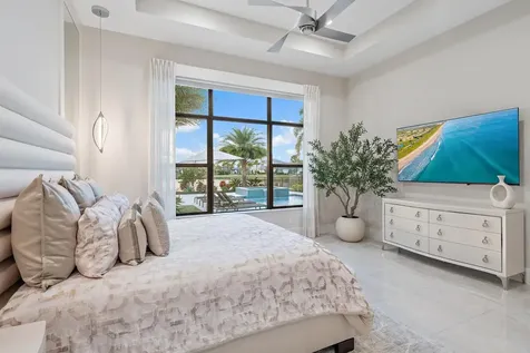 9243 Coral Isles Circle Palm Beach Gardens FL 33412