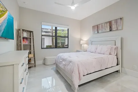 9243 Coral Isles Circle Palm Beach Gardens FL 33412