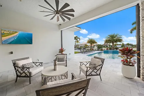 9243 Coral Isles Circle Palm Beach Gardens FL 33412