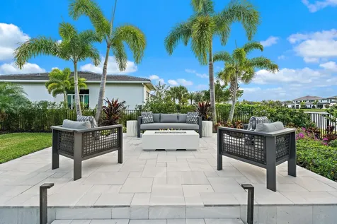 9243 Coral Isles Circle Palm Beach Gardens FL 33412