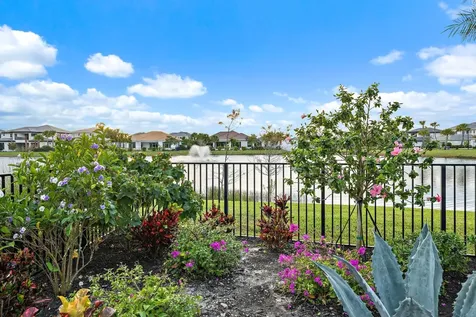 9243 Coral Isles Circle Palm Beach Gardens FL 33412