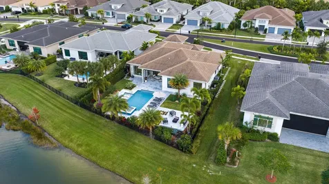 9243 Coral Isles Circle Palm Beach Gardens FL 33412