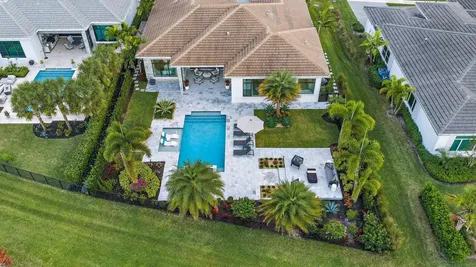 9243 Coral Isles Circle Palm Beach Gardens FL 33412