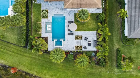 9243 Coral Isles Circle Palm Beach Gardens FL 33412