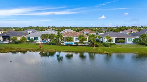 9243 Coral Isles Circle Palm Beach Gardens FL 33412