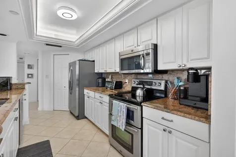 2800 N Highway A1a Hutchinson Island FL 34949