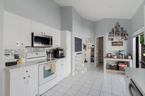 10122 Lexington Circle Boynton Beach FL 33436