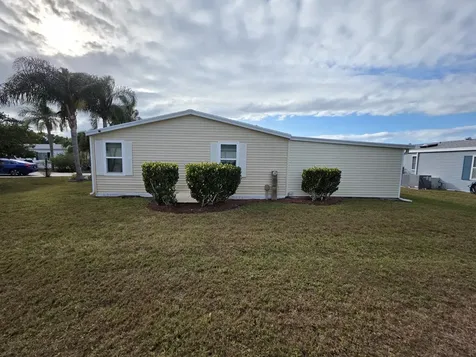 8524 Viburnum Court Port Saint Lucie FL 34952