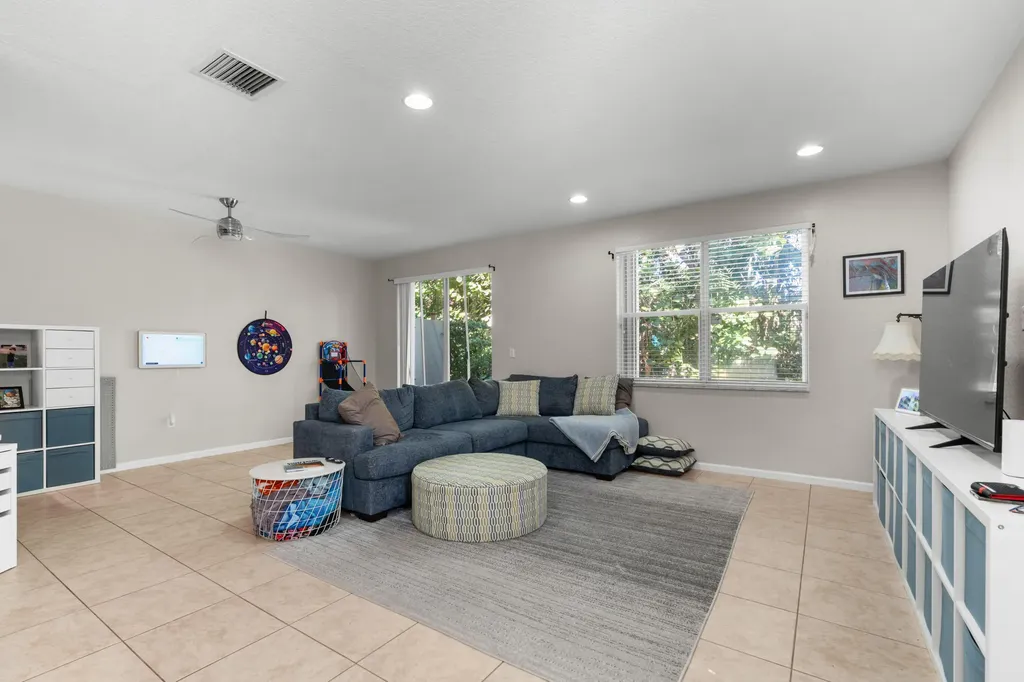 16169 Poppyseed Circle Delray Beach FL 33484