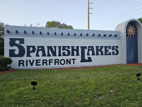 8 Santa Maria Court Port Saint Lucie FL 34952