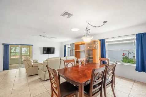 8 Santa Maria Court Port Saint Lucie FL 34952