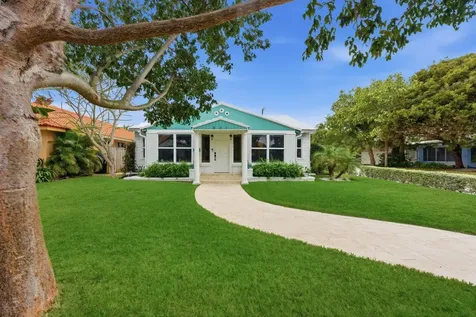 831 N Lakeside Drive Lake Worth Beach FL 33460