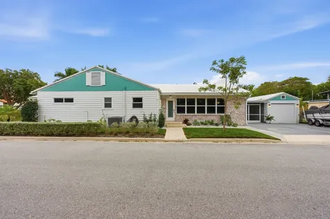 831 N Lakeside Drive Lake Worth Beach FL 33460