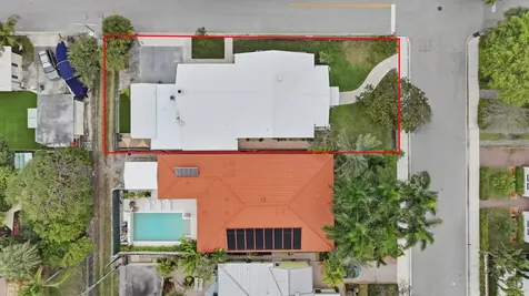 831 N Lakeside Drive Lake Worth Beach FL 33460