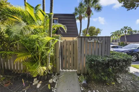 310 3rd Court Palm Beach Gardens FL 33410