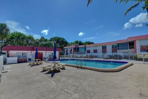 3550 NW 8th Avenue Pompano Beach FL 33064
