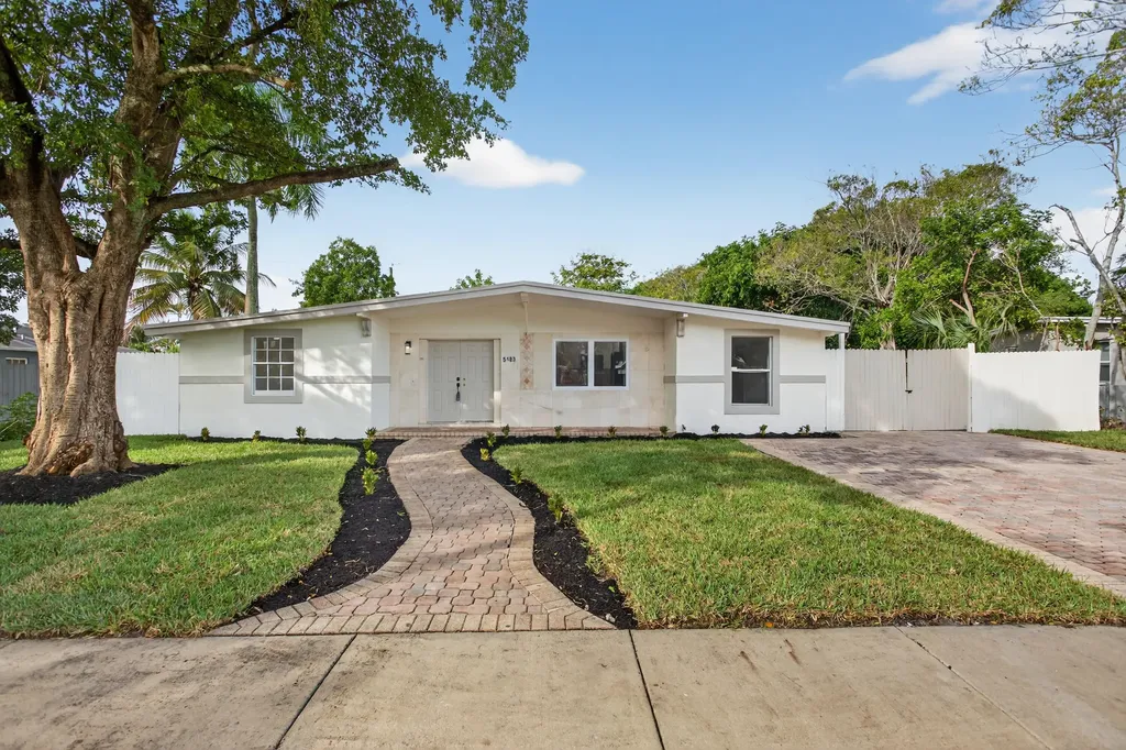 5183 Ne 15th Avenue Pompano Beach FL 33064