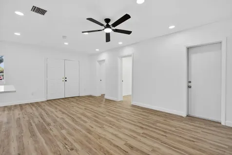 5183 Ne 15th Avenue Pompano Beach FL 33064