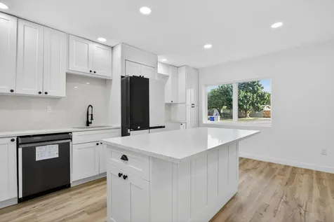 5183 Ne 15th Avenue Pompano Beach FL 33064