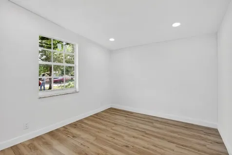 5183 Ne 15th Avenue Pompano Beach FL 33064