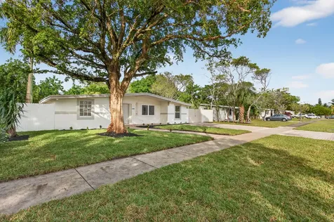 5183 Ne 15th Avenue Pompano Beach FL 33064