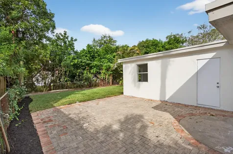 5183 Ne 15th Avenue Pompano Beach FL 33064