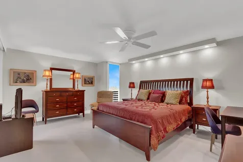 5510 N Ocean Drive Singer Island FL 33404
