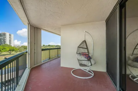 1900 Consulate Place West Palm Beach FL 33401