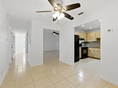 1020 Manor Drive Palm Springs FL 33461