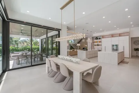 400 Ne 4th Street Boca Raton FL 33432