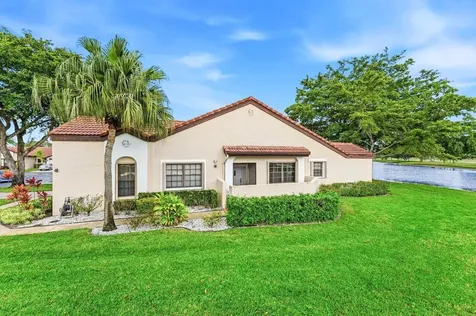 8262 Mooring Circle Boynton Beach FL 33472