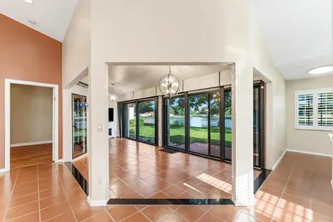 8262 Mooring Circle Boynton Beach FL 33472