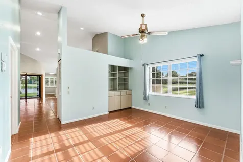 8262 Mooring Circle Boynton Beach FL 33472