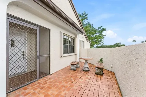 8262 Mooring Circle Boynton Beach FL 33472