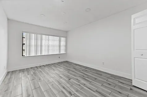 1390 Summit Run Circle West Palm Beach FL 33415