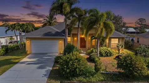2019 Se Mantua Street Port Saint Lucie FL 34952