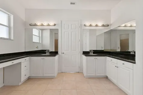 2019 Se Mantua Street Port Saint Lucie FL 34952