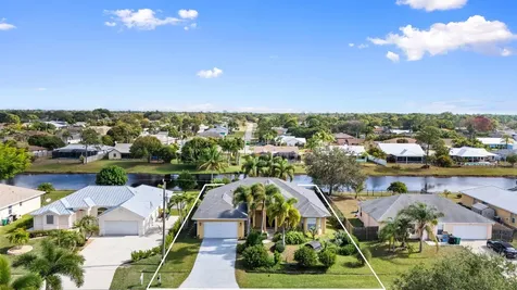 2019 Se Mantua Street Port Saint Lucie FL 34952