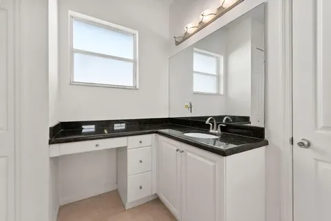 2019 Se Mantua Street Port Saint Lucie FL 34952