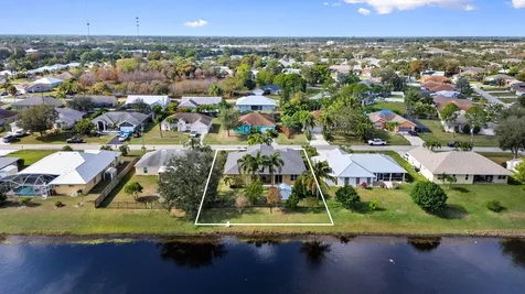 2019 Se Mantua Street Port Saint Lucie FL 34952