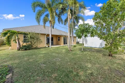 2019 Se Mantua Street Port Saint Lucie FL 34952