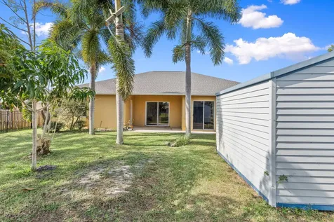 2019 Se Mantua Street Port Saint Lucie FL 34952