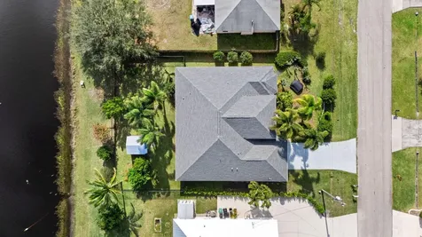 2019 Se Mantua Street Port Saint Lucie FL 34952