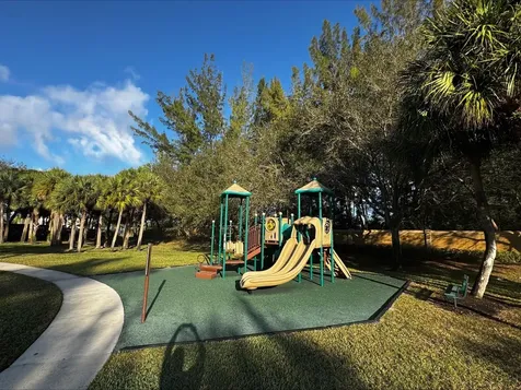8451 Club Estates Way Lake Worth FL 33467