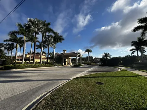 8451 Club Estates Way Lake Worth FL 33467