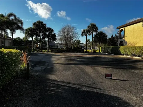 8451 Club Estates Way Lake Worth FL 33467